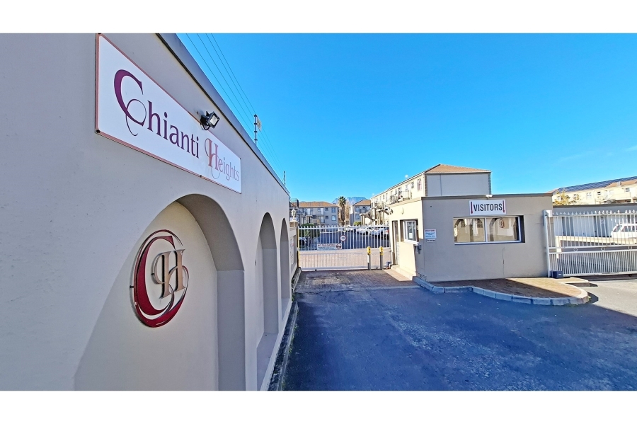 2 Bedroom Property for Sale in Guldenland Western Cape